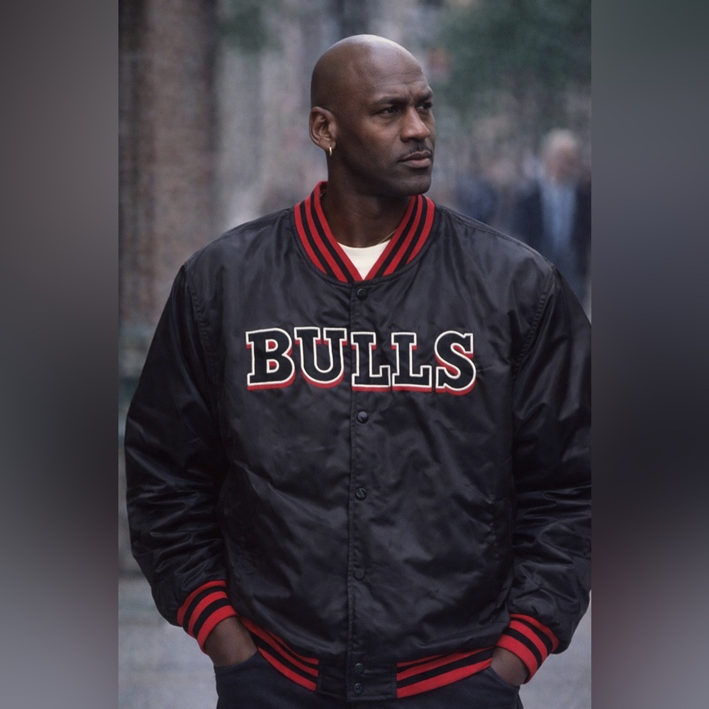 Chicago Bulls Ultra Game Black and Red Men's Jacket. NWT Throwback